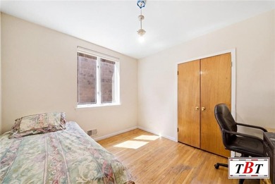 Welcome to 1555 East 13th Street! This colossal, impeccably - photo 12