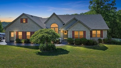 Lake Views, Waterfront Living & Room to Spread Out! Wake up to - photo 1