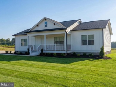 6.26 ACRES WITH POND ACCESS! Enjoy country living in this - photo 1