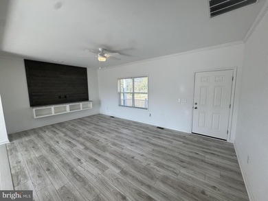 6.26 ACRES WITH POND ACCESS! Enjoy country living in this - photo 8
