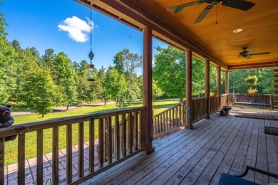 This is a hard to find authentic custom log home 6 minutes to - photo 4