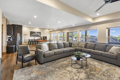 Welcome to your dream lakeside retreat! This magnificent - photo 34