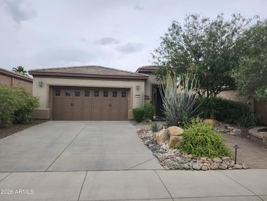 BEAUTIFUL 2BDRM + DEN SINGLE STORY HOME LOCATED IN THE PRESTIGE - photo 1
