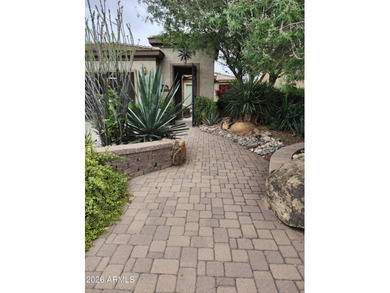 BEAUTIFUL 2BDRM + DEN SINGLE STORY HOME LOCATED IN THE PRESTIGE - photo 2
