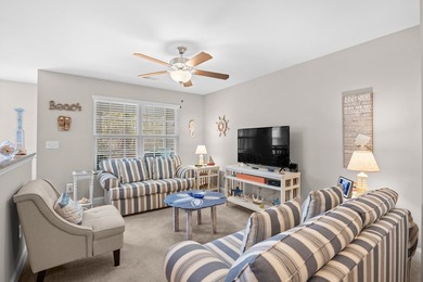 Welcome to this immaculate 2-bedroom, 2-bath TRUE townhome - photo 6