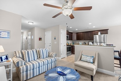 Welcome to this immaculate 2-bedroom, 2-bath TRUE townhome - photo 7