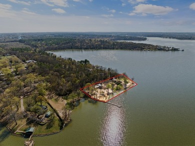 Welcome to this stunning waterfront lake house on Lake Bob - photo 2