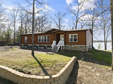 Welcome to this stunning waterfront lake house on Lake Bob - photo 4