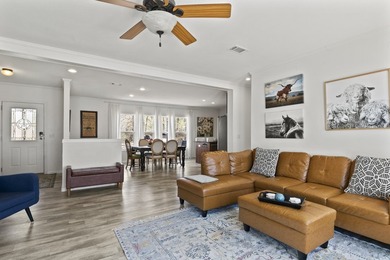Welcome to this stunning waterfront lake house on Lake Bob - photo 10