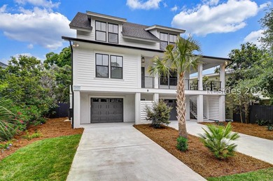 Welcome to your coastal dream home just steps from the beach! - photo 1
