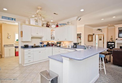 Price Improvement! BOATER'S DREAM meets easy coastal living in - photo 11