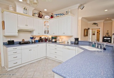 Price Improvement! BOATER'S DREAM meets easy coastal living in - photo 12