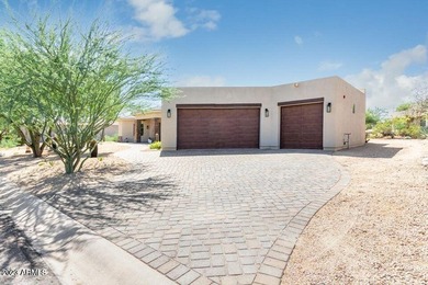 NEW IN 2022 - 4 BDRM, 3 BA, SINGLE LEVEL CUSTOM HOME, GREATROOM - photo 4