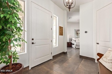 NEW IN 2022 - 4 BDRM, 3 BA, SINGLE LEVEL CUSTOM HOME, GREATROOM - photo 8