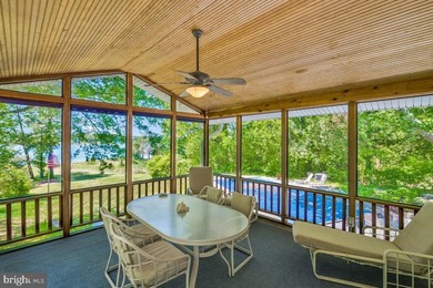 Welcome to this truly exceptional, one-of-a-kind waterfront - photo 21
