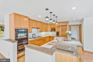 Welcome to this truly exceptional, one-of-a-kind waterfront - photo 22
