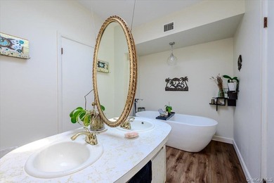 Live where you play on Long Island shores in this stunning - photo 22