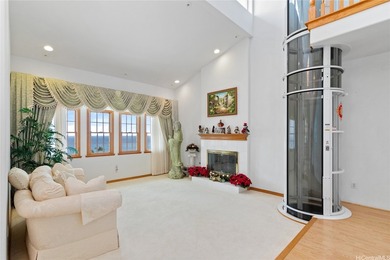 Nestled in the prestigious Hawaii Loa Ridge, this exceptional - photo 4