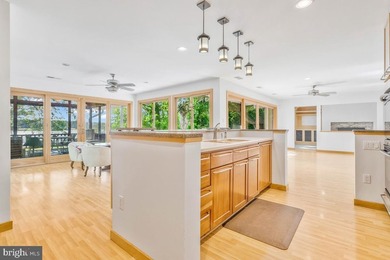 Welcome to this truly exceptional, one-of-a-kind waterfront - photo 25