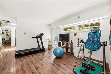 Live where you play on Long Island shores in this stunning - photo 27