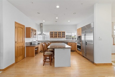 Nestled in the prestigious Hawaii Loa Ridge, this exceptional - photo 8