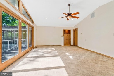Welcome to this truly exceptional, one-of-a-kind waterfront - photo 32