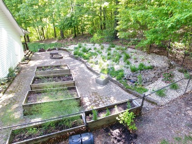 If you've been searching for a place where life slows down and - photo 4