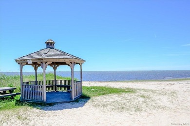 Live where you play on Long Island shores in this stunning - photo 39