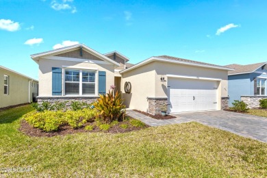 Lake Home For Sale in New Smyrna Beach, Florida