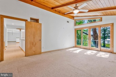 Welcome to this truly exceptional, one-of-a-kind waterfront - photo 46