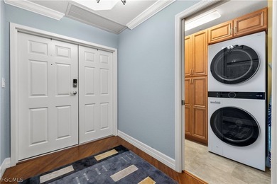 Perched on the 7th floor, this exceptional three-bedroom - photo 3