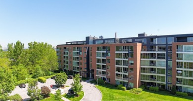 Lake Condo For Sale in Montréal (Verdun/Île-Des-SœUrs),