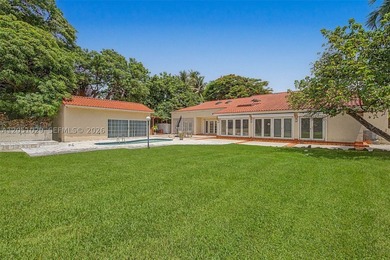 Presenting a once-in-a-generation 1.08-acre gated estate parcel - photo 13