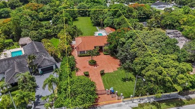 Presenting a once-in-a-generation 1.08-acre gated estate parcel - photo 15
