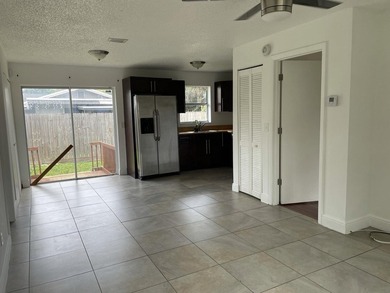 Exceptional investment opportunity in the highly desirable - photo 18