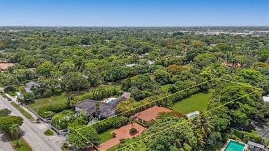 Presenting a once-in-a-generation 1.08-acre gated estate parcel - photo 21