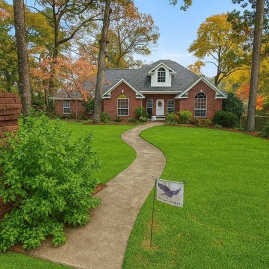 (private lake, pond, creek) Home For Sale in Magnolia Arkansas