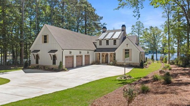 Welcome to The Overlook House, a remarkable waterfront retreat - photo 24