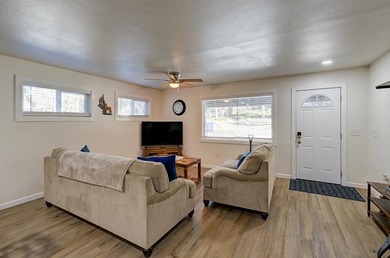 You can't beat this location and income potential in beautiful - photo 27
