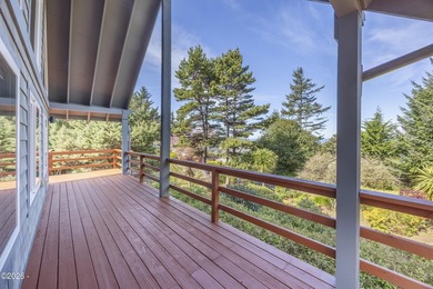 Beautiful 3 bed, 2 bath home with an open floor plan and - photo 40