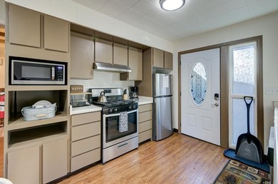 You can't beat this location and income potential in beautiful - photo 44