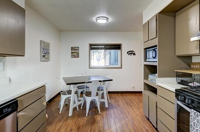 You can't beat this location and income potential in beautiful - photo 46