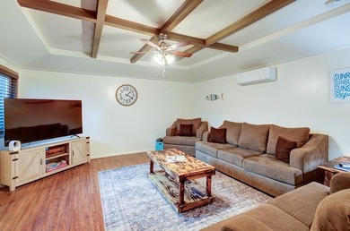 You can't beat this location and income potential in beautiful - photo 48