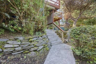 Beautiful 3 bed, 2 bath home with an open floor plan and - photo 49