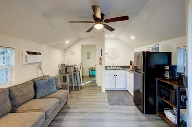 You can't beat this location and income potential in beautiful - photo 56
