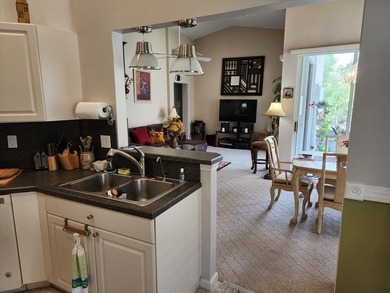 CASCADE - FULLY FURNISHED INCLUDING SILVERWARE, DISHES, POTS AND - photo 8