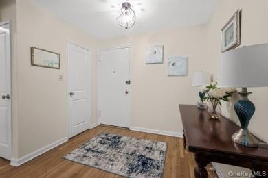 Your opportunity at Wellesley Gardens - Douglaston's most sort - photo 3