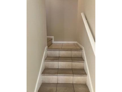 Beautiful corner unit, Townhouse located next to the clubhouse - photo 13