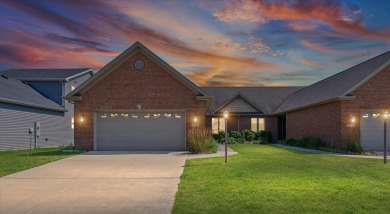 Lake Townhome/Townhouse For Sale in Champaign, Illinois