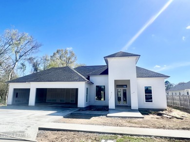 (private lake, pond, coastal) Home For Sale in Youngsville Louisiana